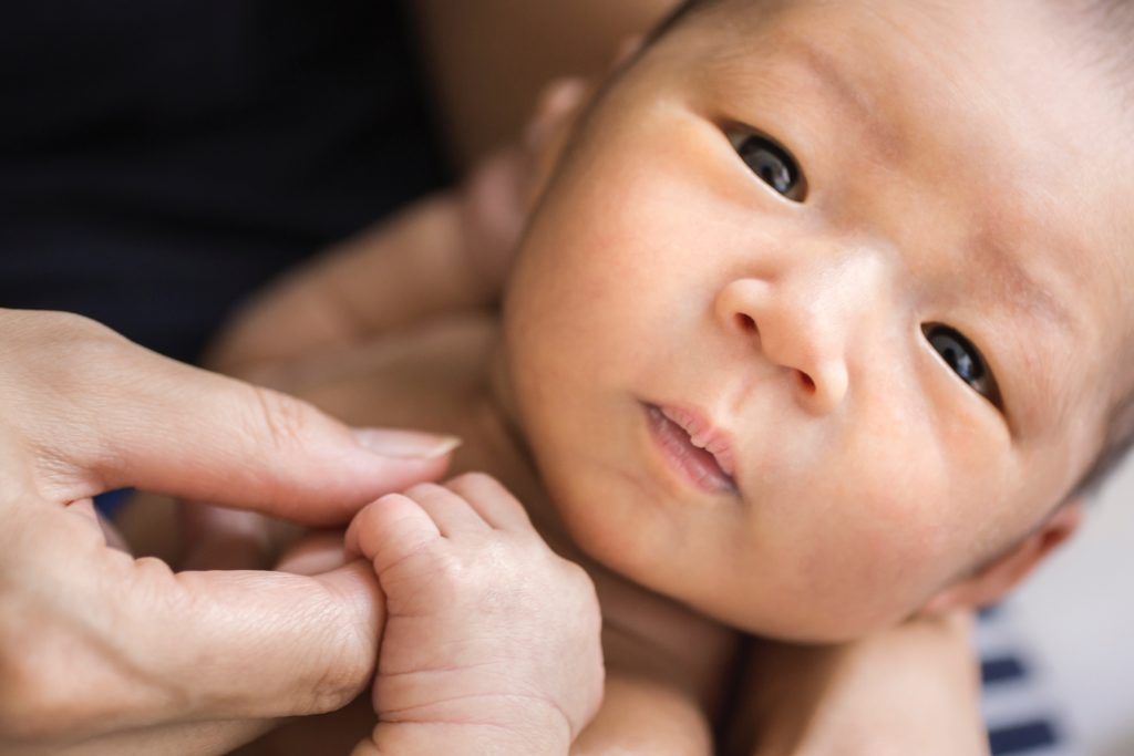 Baby born after mom used Bloomlife contraction tracker